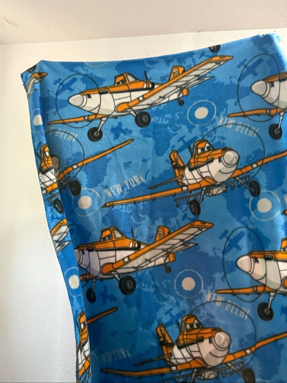 Disney Planes Dusty Racing Check Toss kids throw blanket